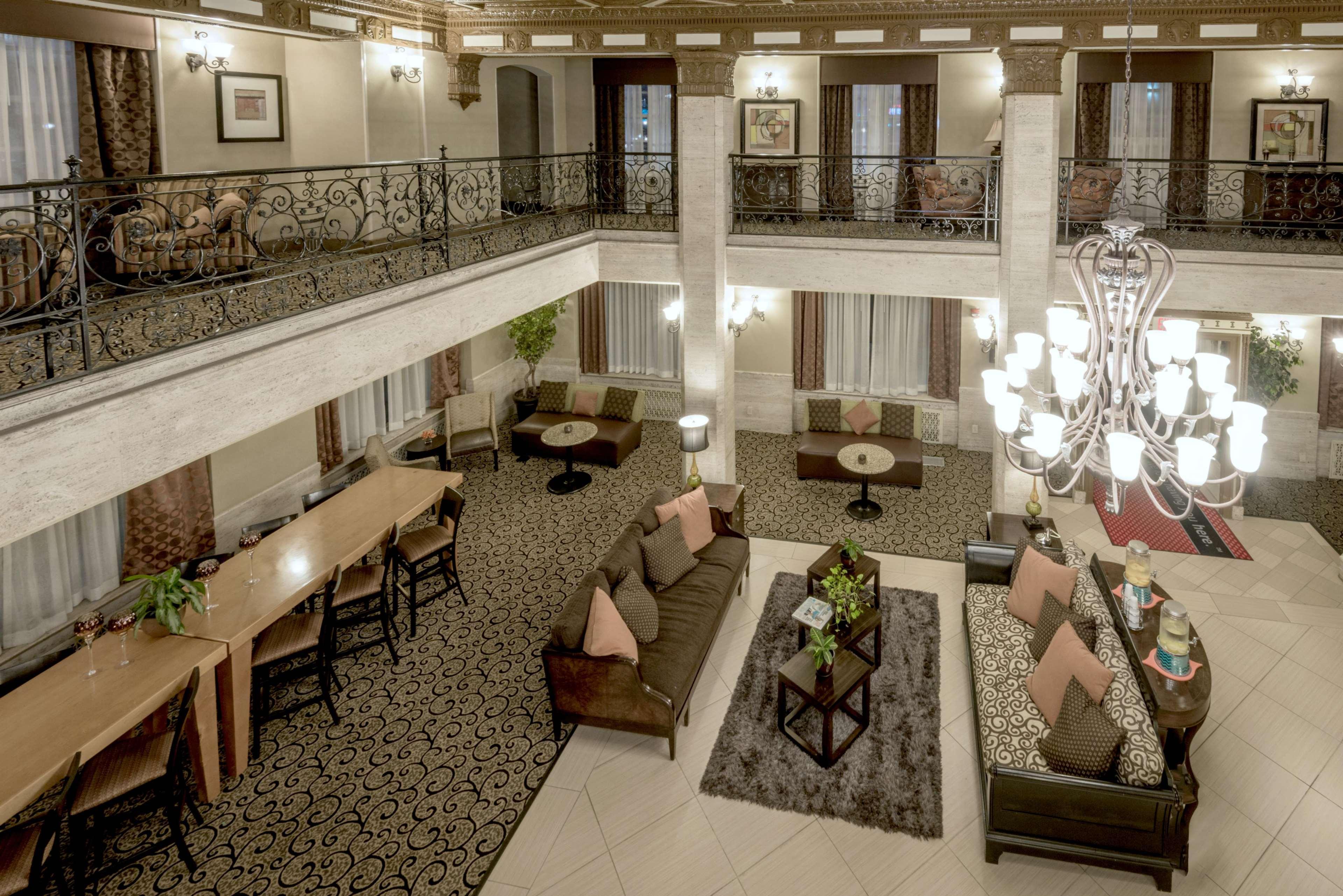 Hampton Inn & Suites Montgomery-Downtown Exterior foto